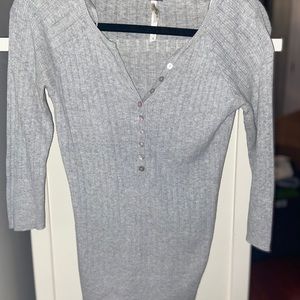 long sleeve with buttons